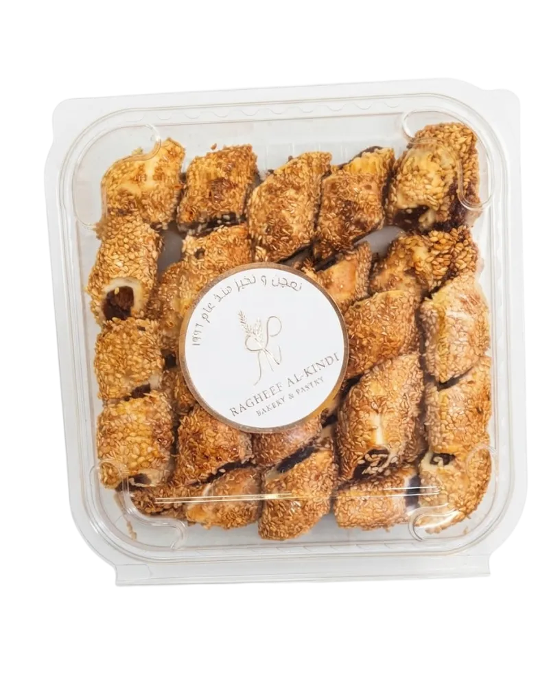 كليجه بالتمر والسمسم افران الكندي